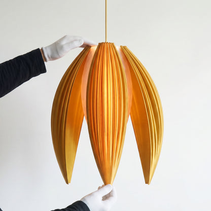 Luxury Sunset Gold Bloom Pendant Light – Sculptural Statement Designer Ceiling Lighting