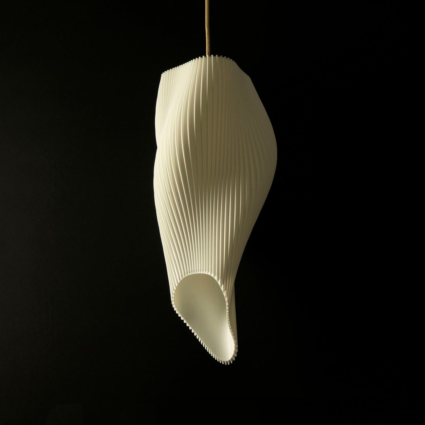 White Long Wave Pendant Light