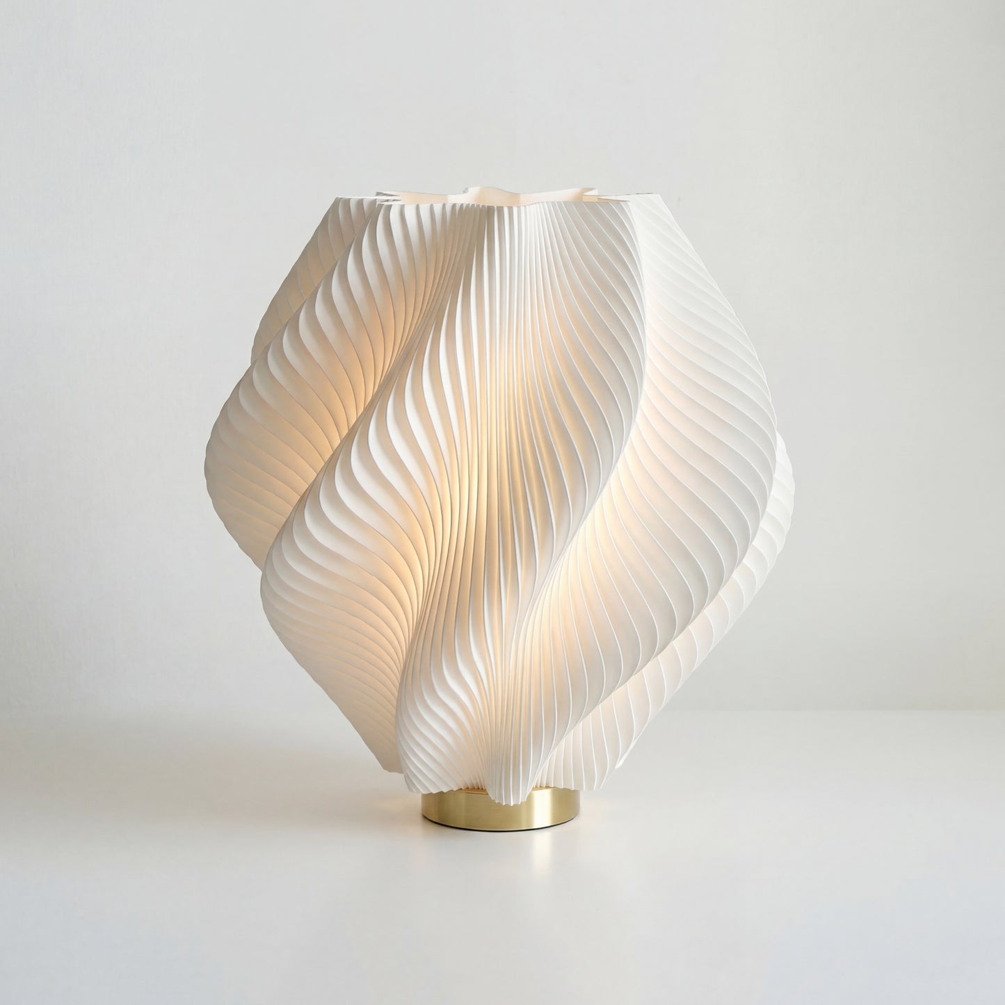 Small White Spiral Wave Desk Lamp